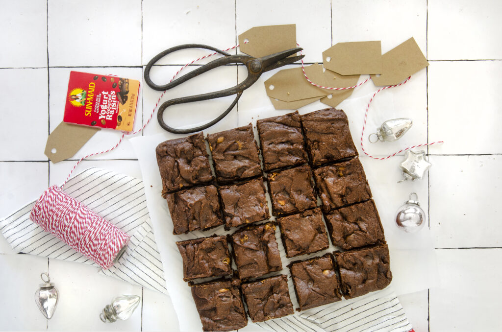 Brownies with Chocolate Peanut Butter Raisins SUNMAID